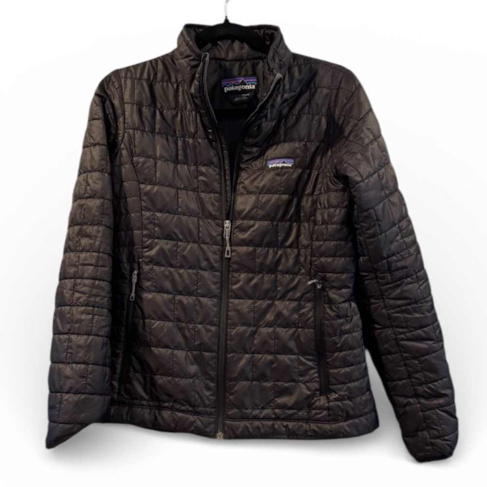 Patagonia Women's Black lightweight Down Jacket size Small